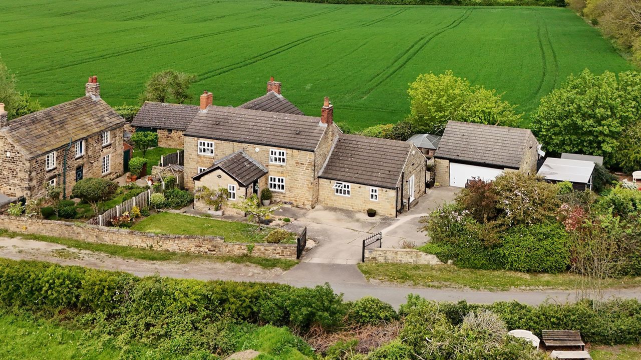 Detached House in Rotherham