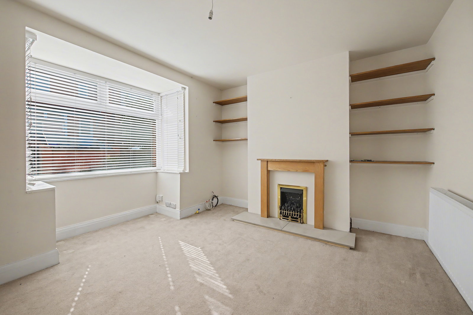 Semi Detached House in Grantham