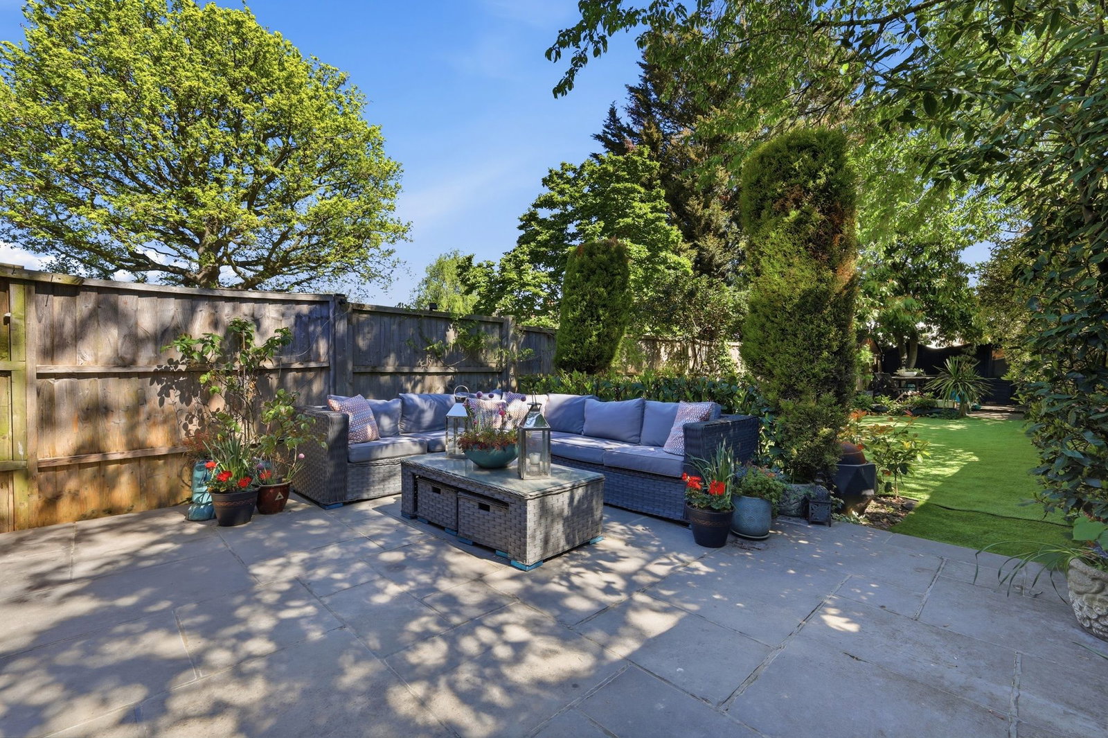 Semi Detached House in Surbiton