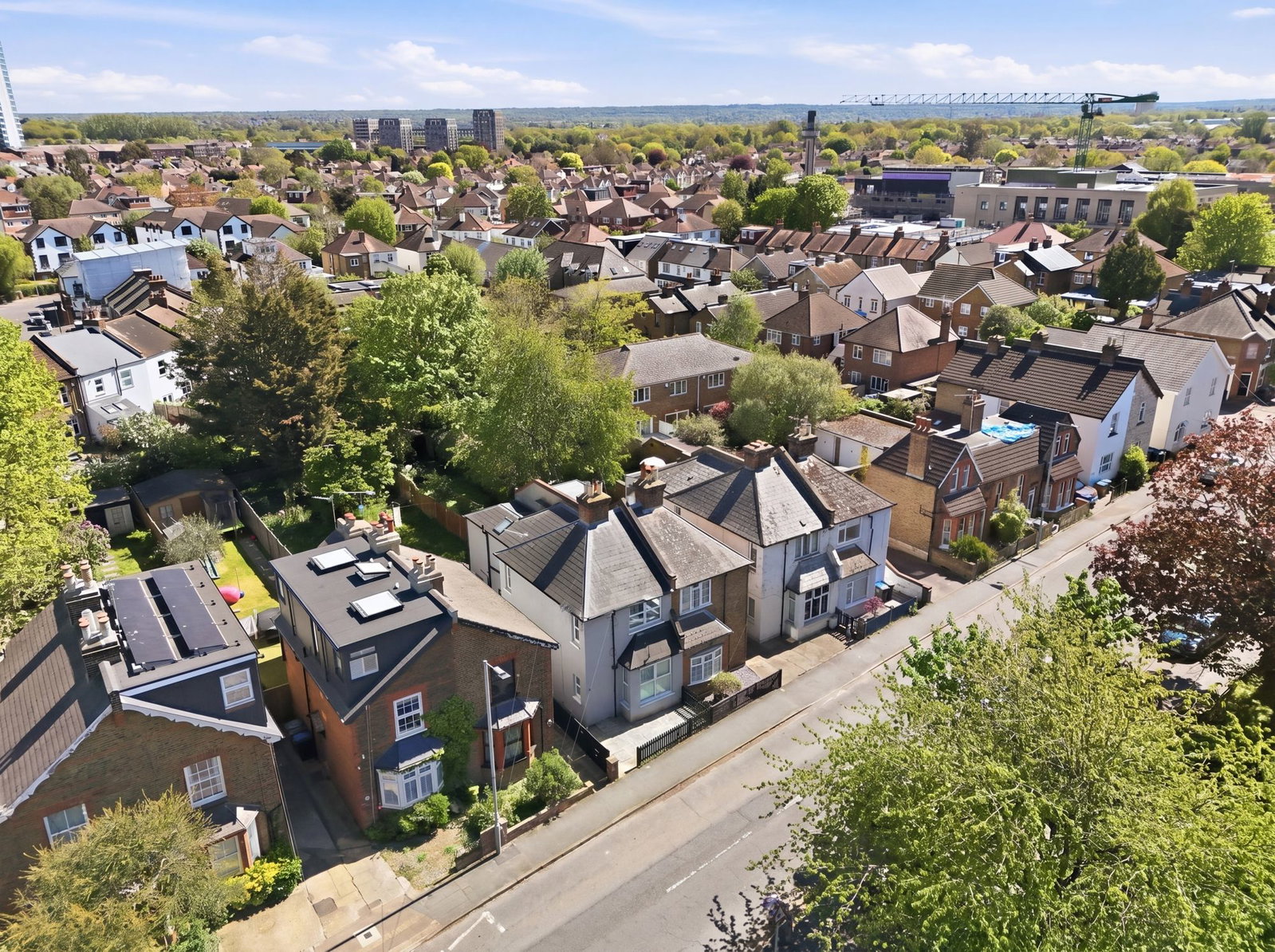 Semi Detached House in Surbiton