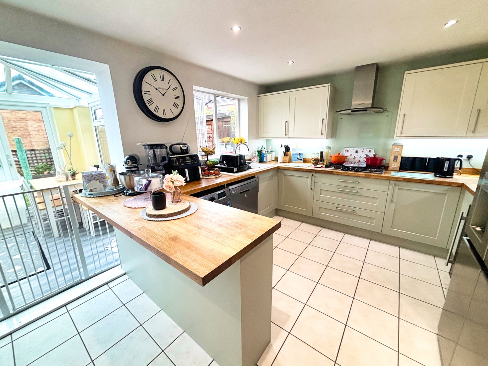 Detached House in Swansea