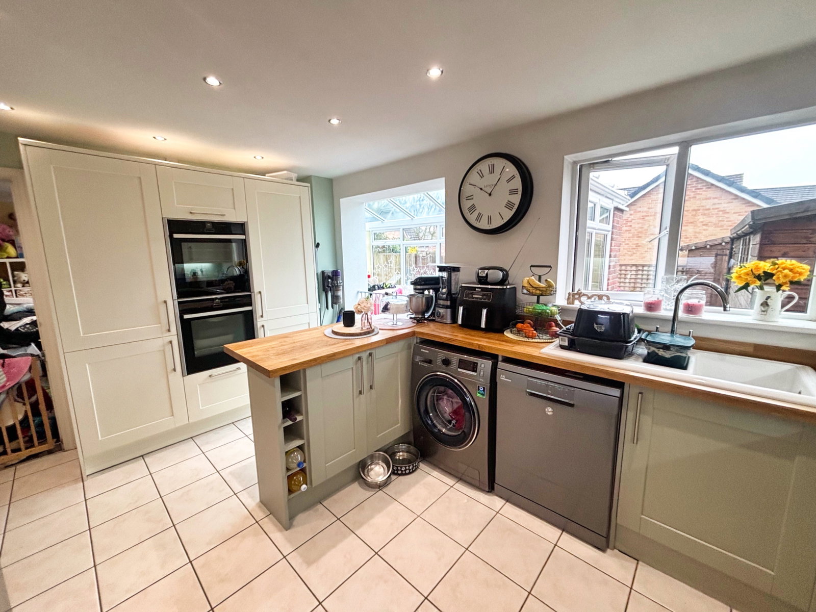 Detached House in Swansea