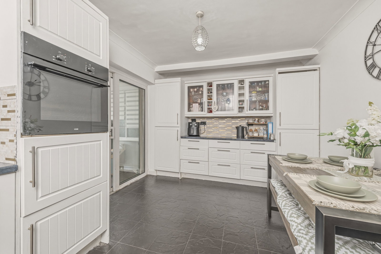 Semi Detached House for sale in Leeds, Pendas Way, Leeds, LS15 8HU