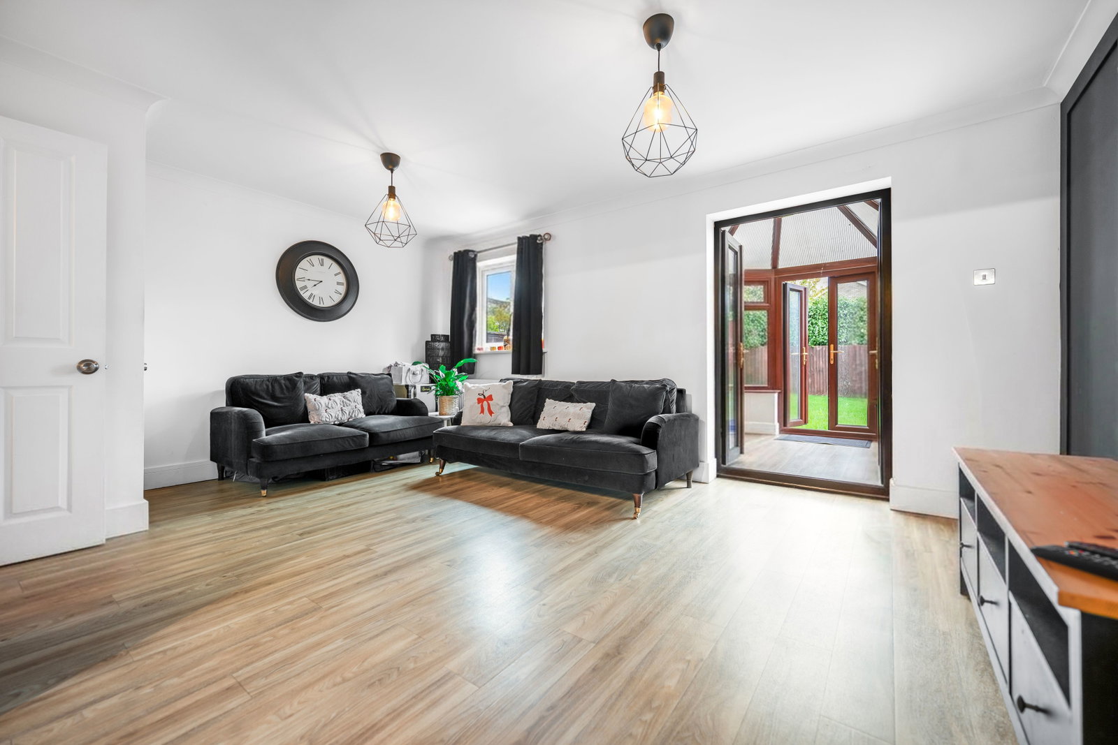 Detached House for sale in Toddington, Peartree Close, Toddington, 1094 m²