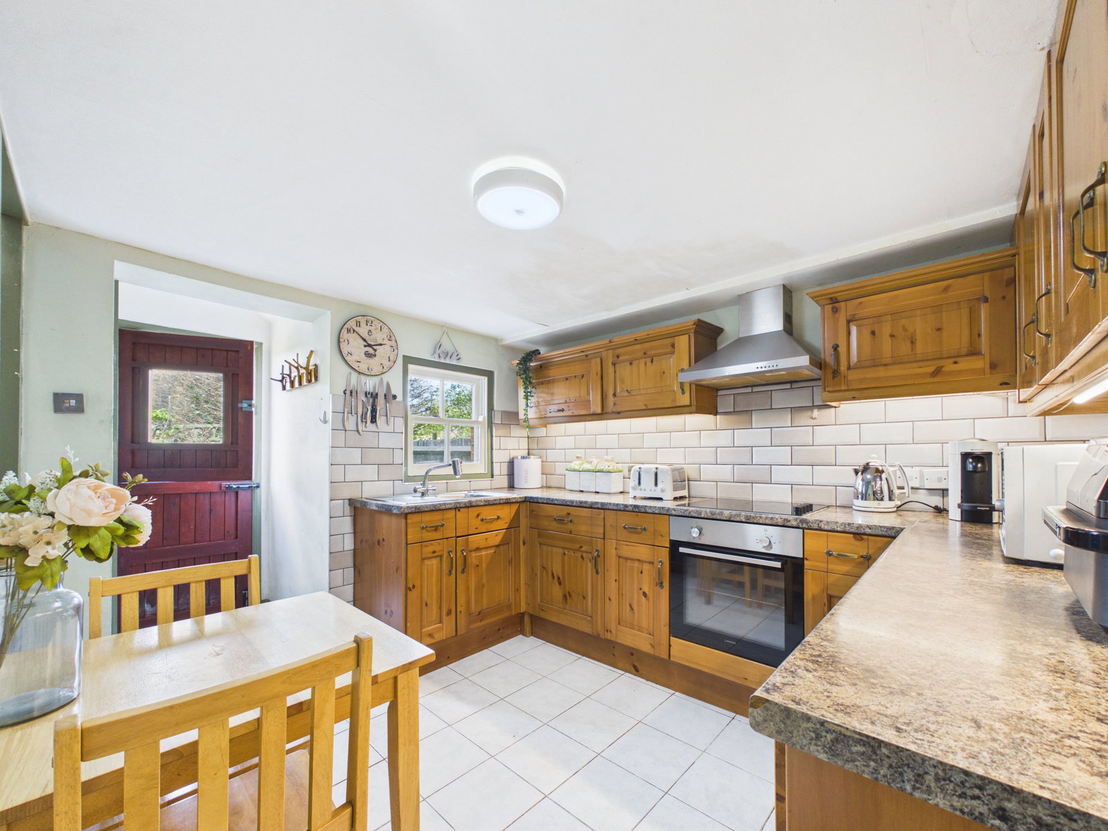 Semi Detached House in Lamberhurst