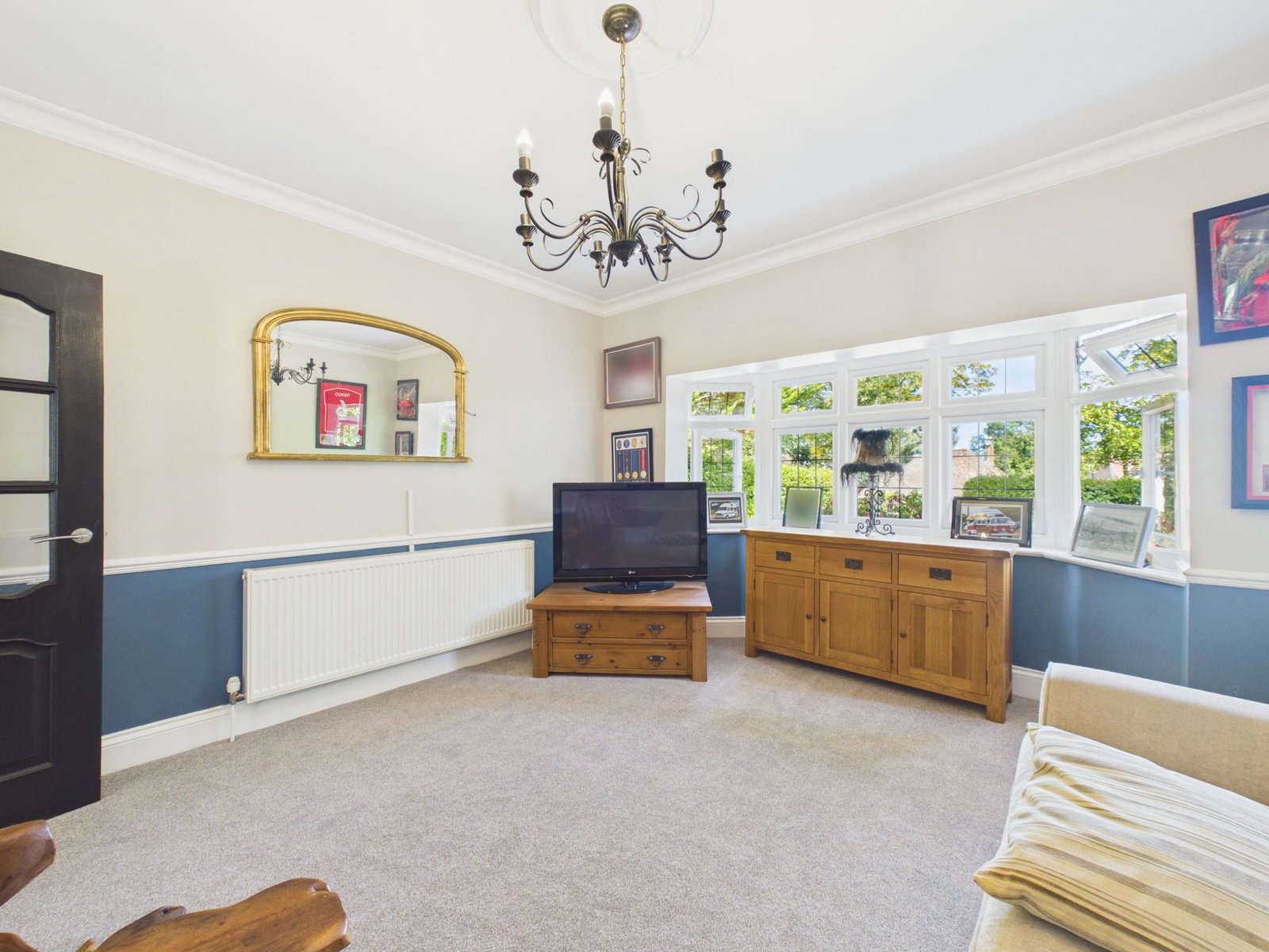 Detached House for sale in Leicester, Dalby Avenue, Bushby, 2214 m²
