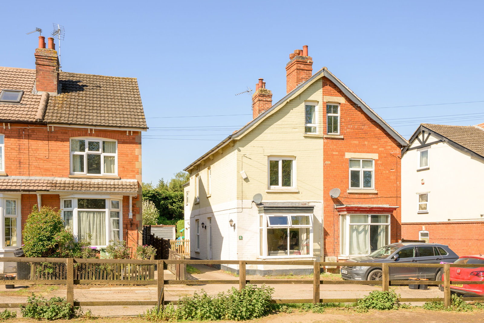 Semi Detached House in Grantham