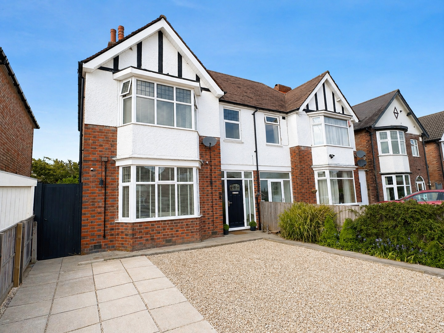 Semi Detached House in Leicester