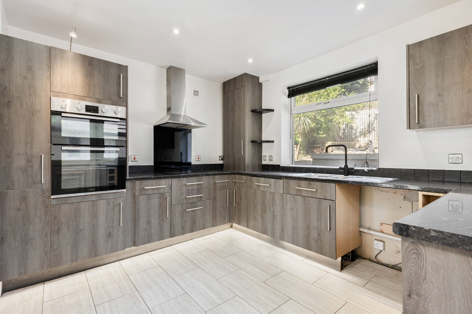 Semi Detached House in Leeds