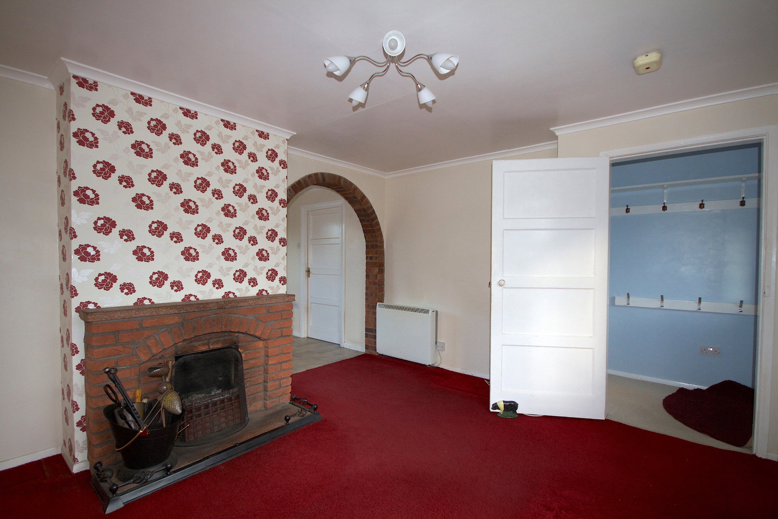 Semi Detached House in York