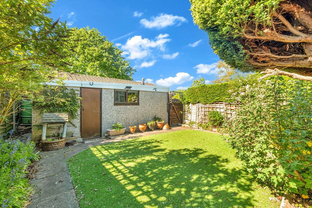 Semi Detached Bungalow in Loughborough