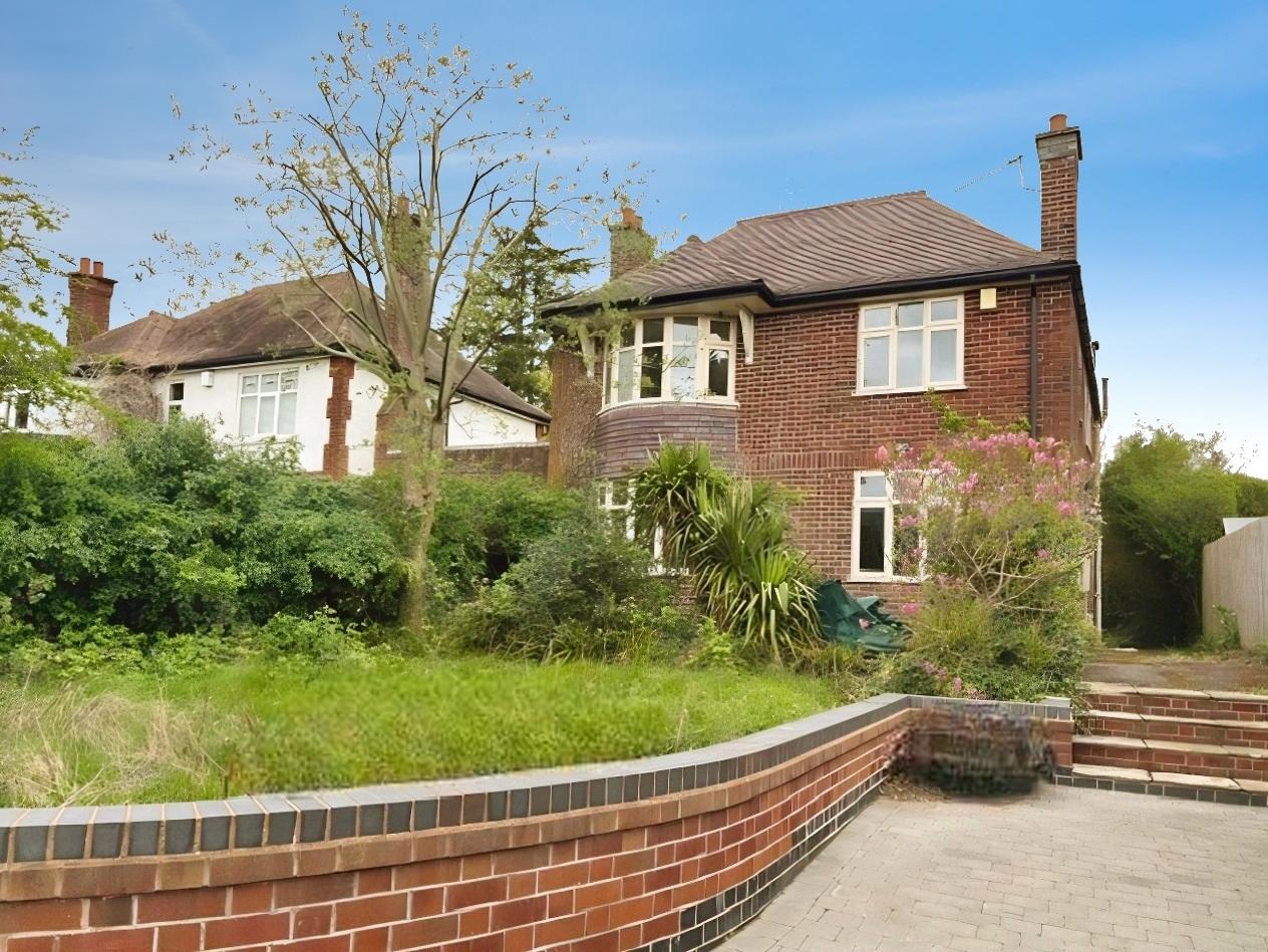 Detached House in Leicester