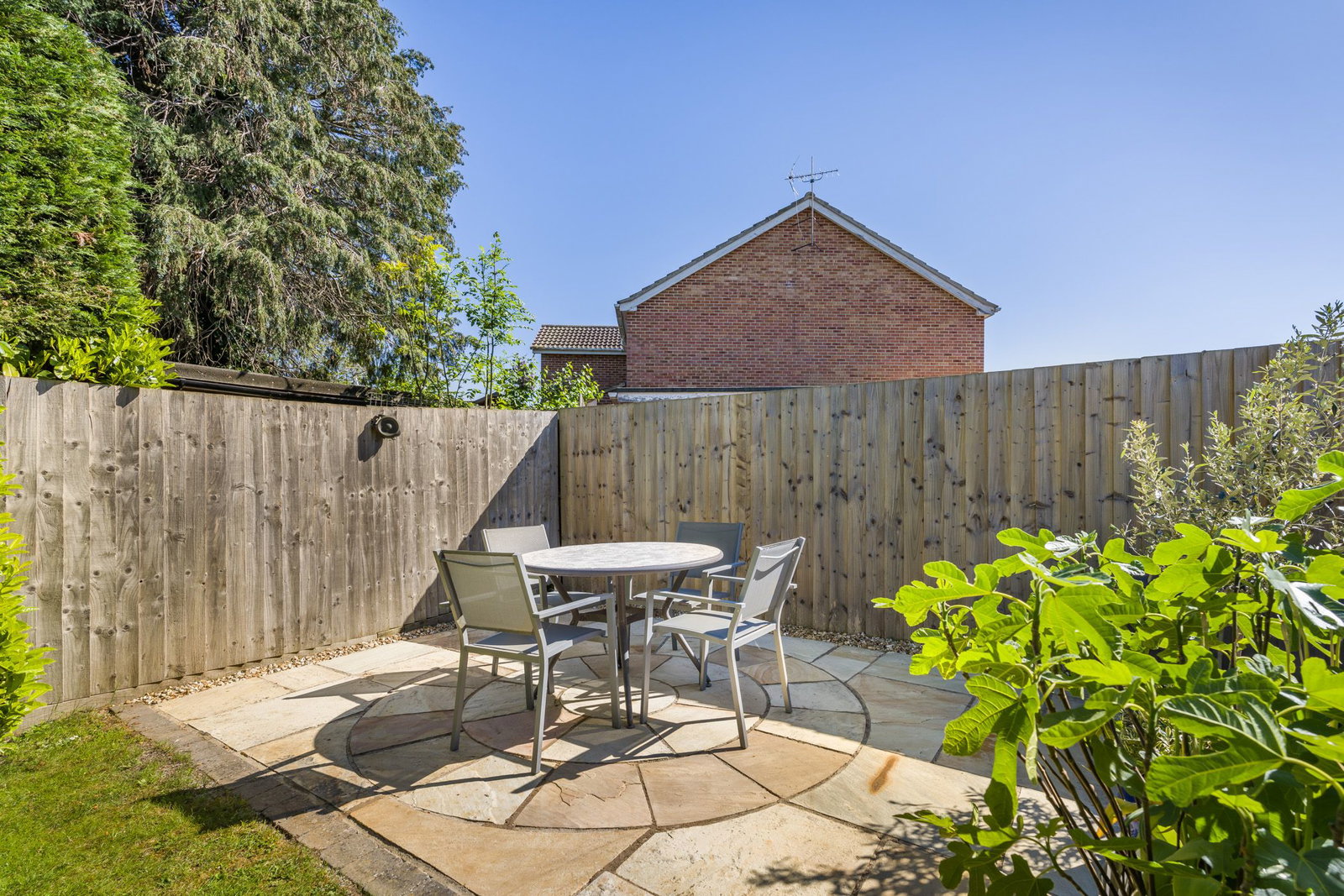 Semi Detached House in Cheltenham