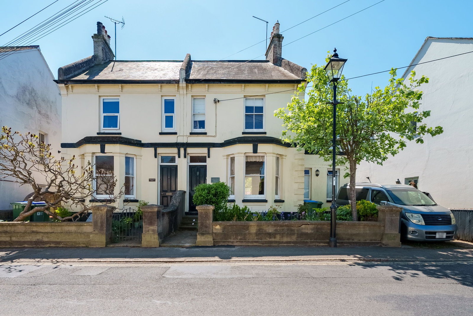 Semi Detached House in Henfield