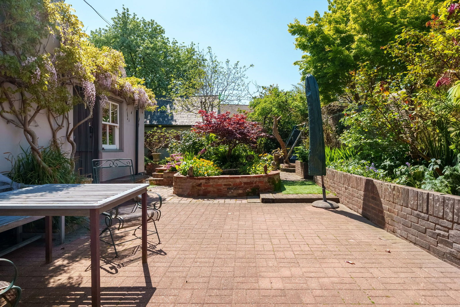 Semi Detached House in Henfield