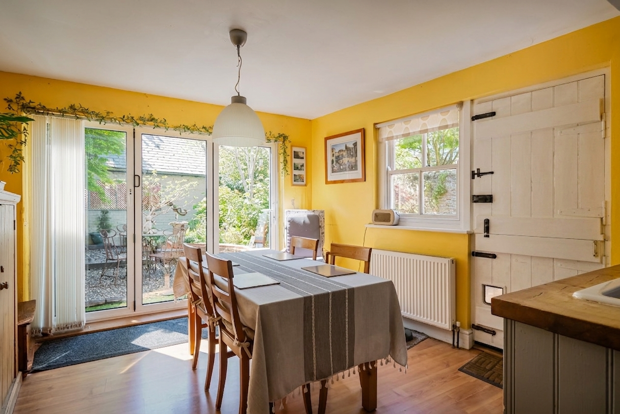 Semi Detached House in Henfield