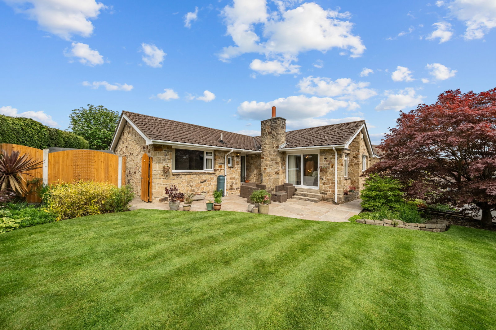 Detached House in Huddersfield