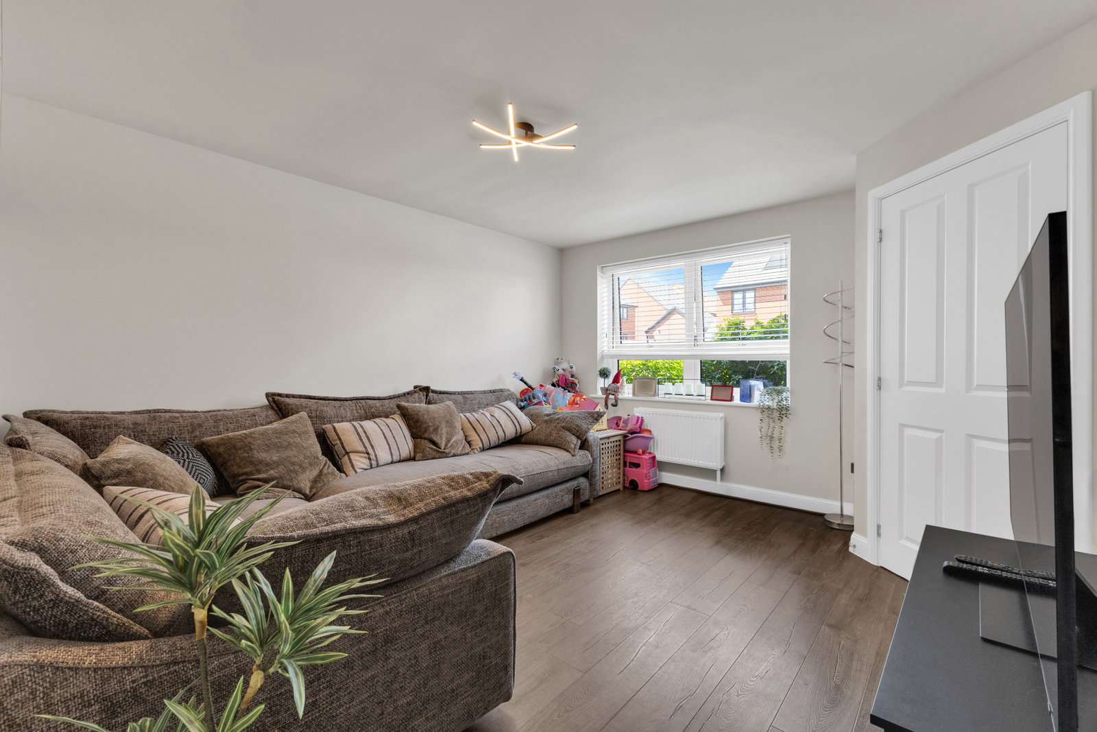 Semi Detached House in Leighton Buzzard