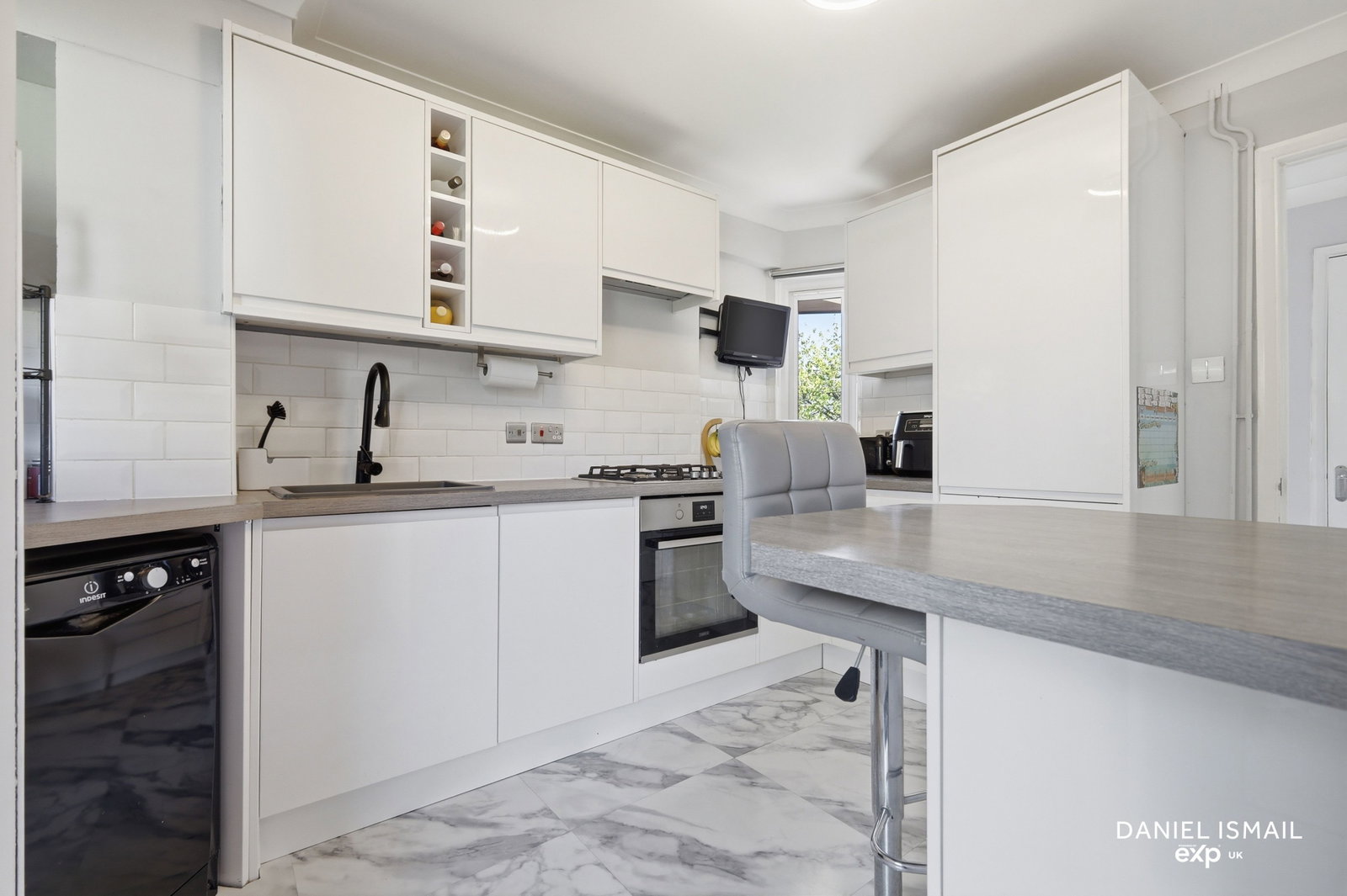 Detached House in Basildon