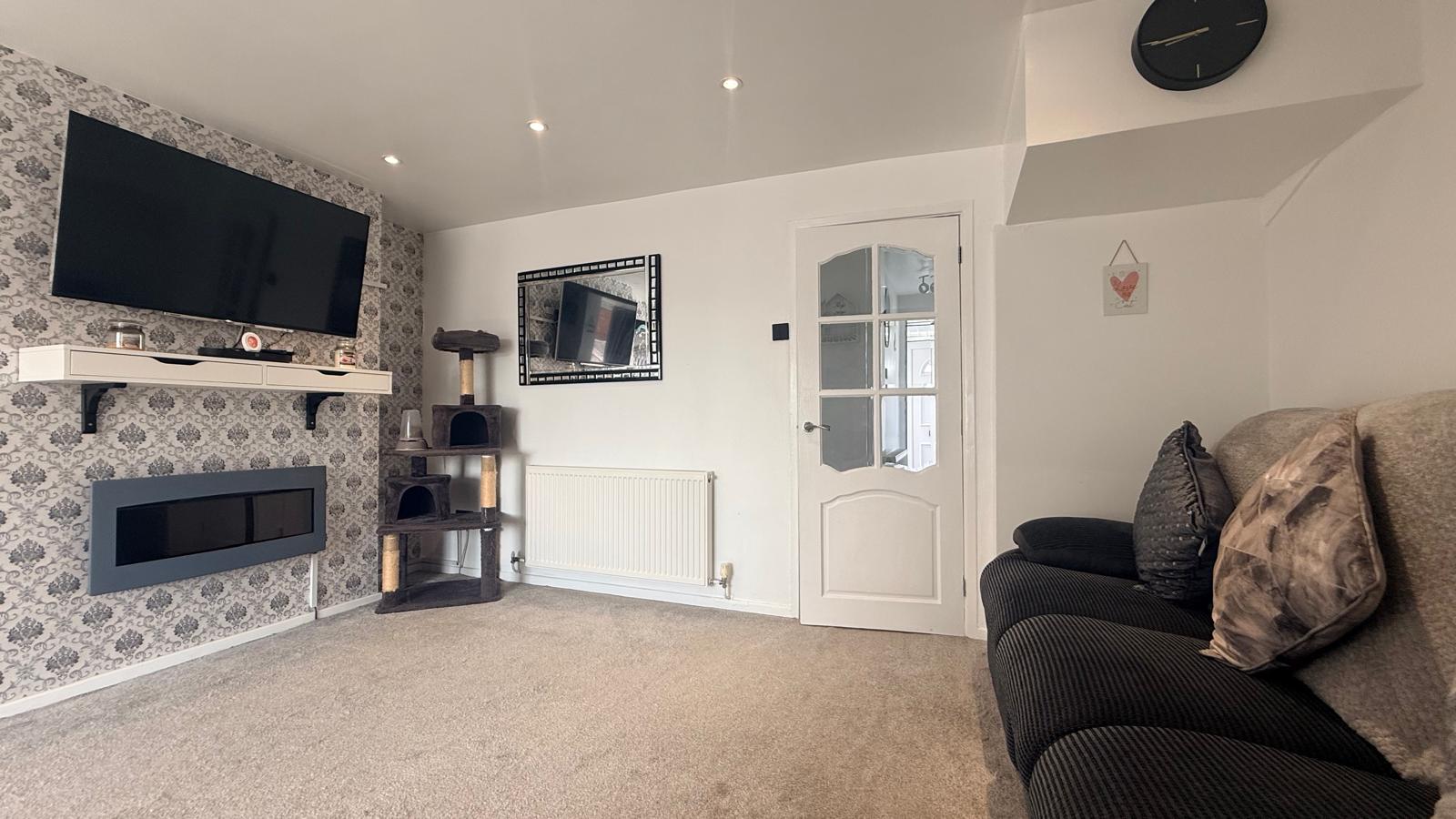 Town House in Stoke-on-trent 4