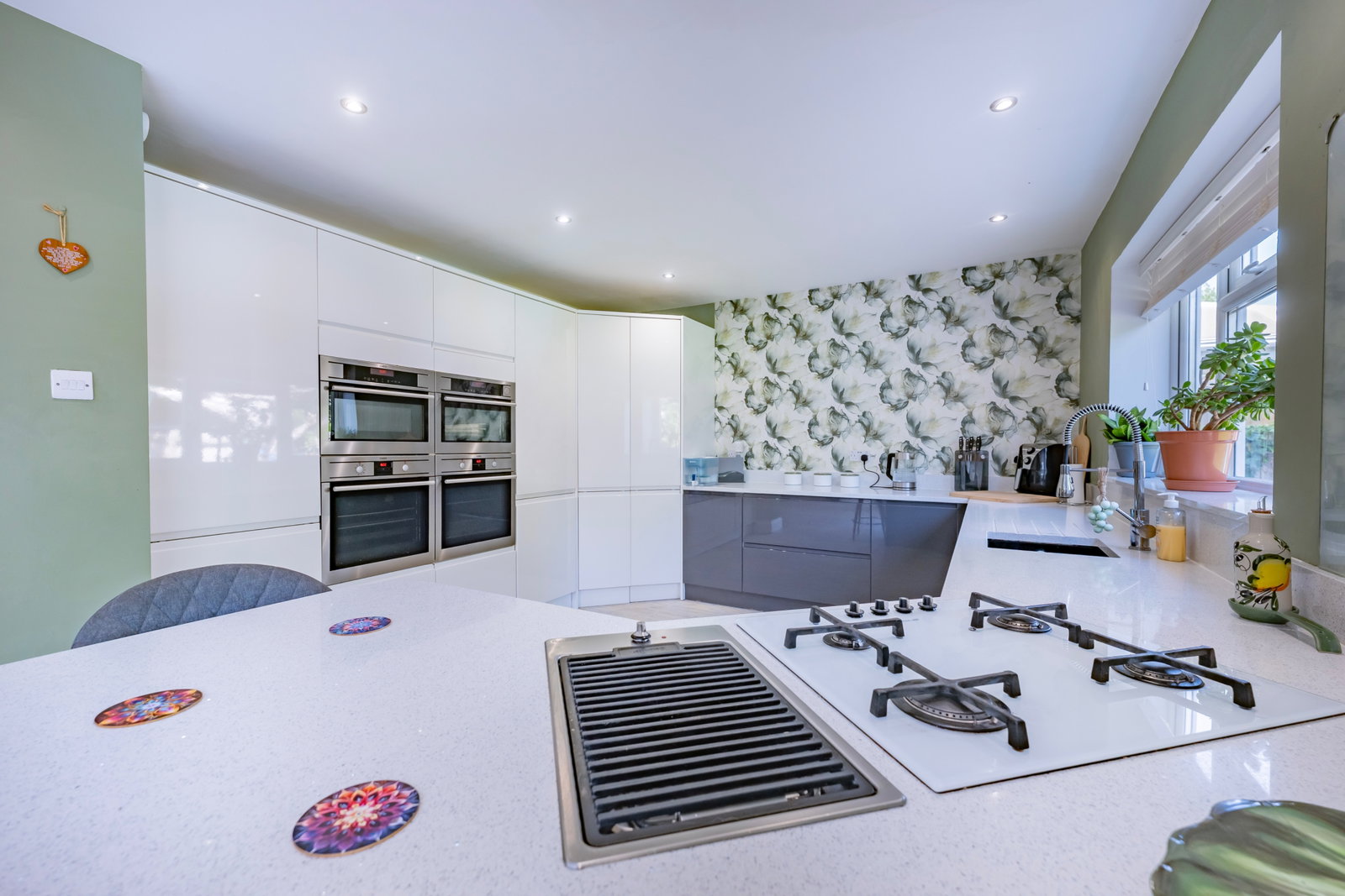 Semi Detached House in Hayes