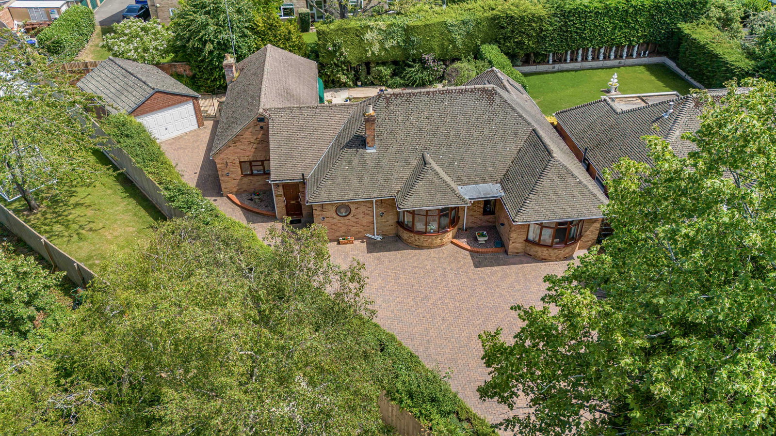 Detached House in Cheltenham