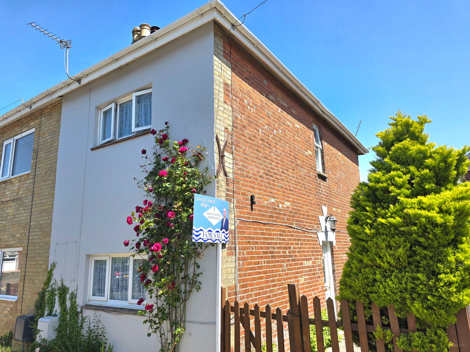 Semi Detached House in Ryde