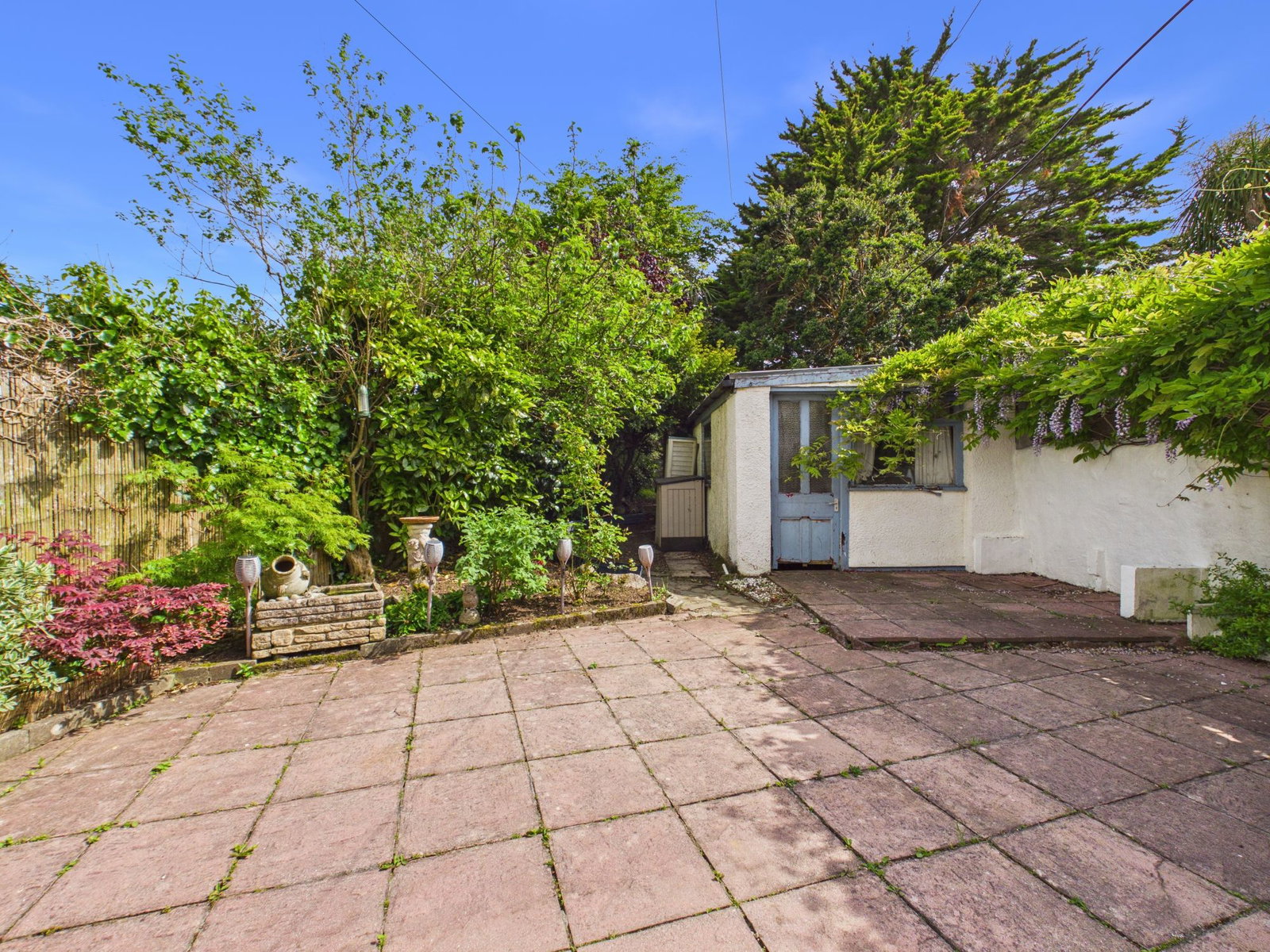Semi Detached House in Camborne