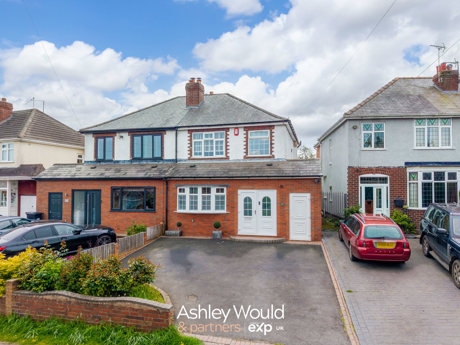 Semi Detached House in Halesowen