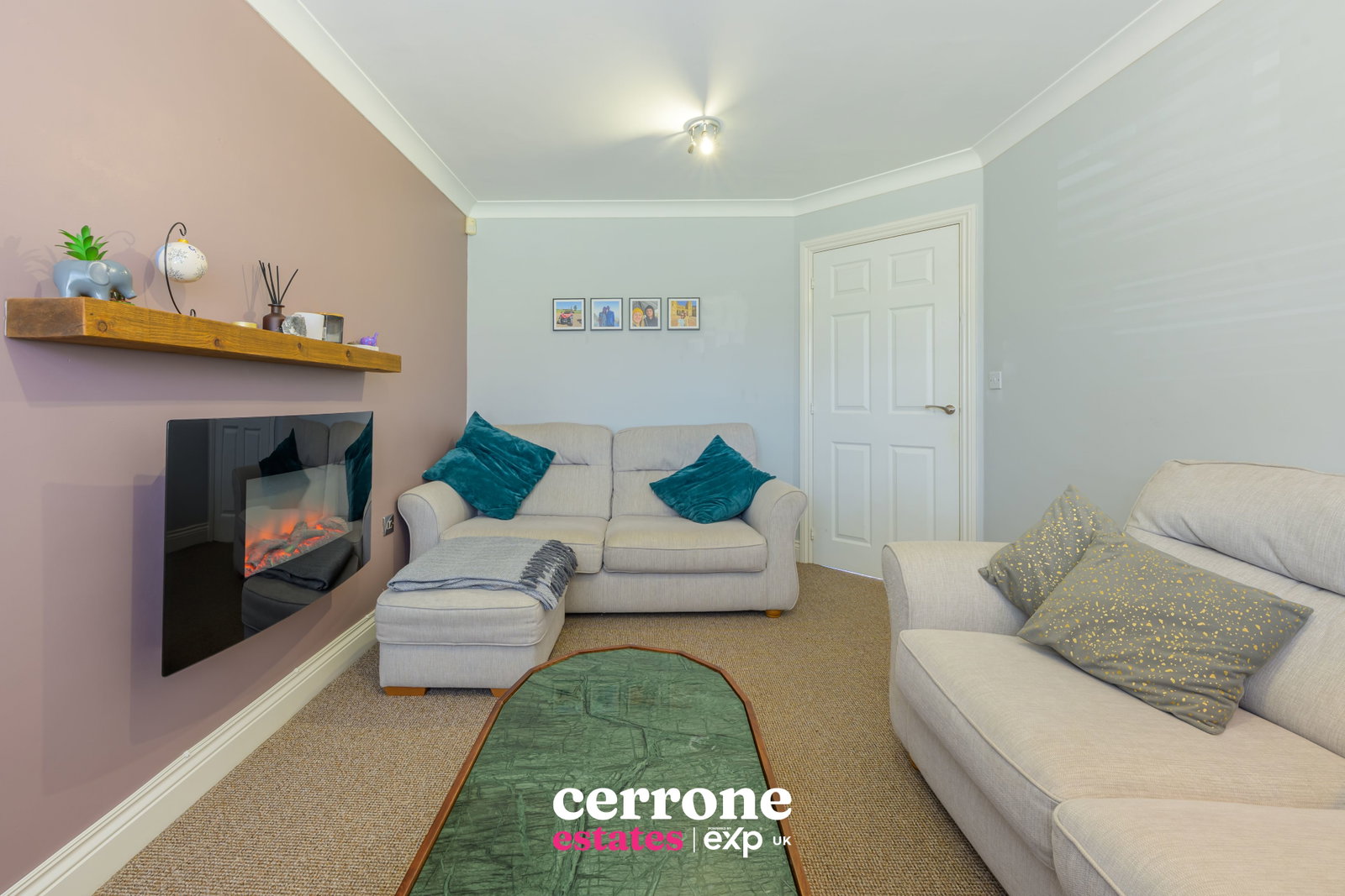 Semi Detached House in Redditch