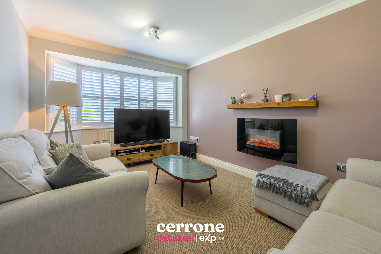 Semi Detached House in Redditch
