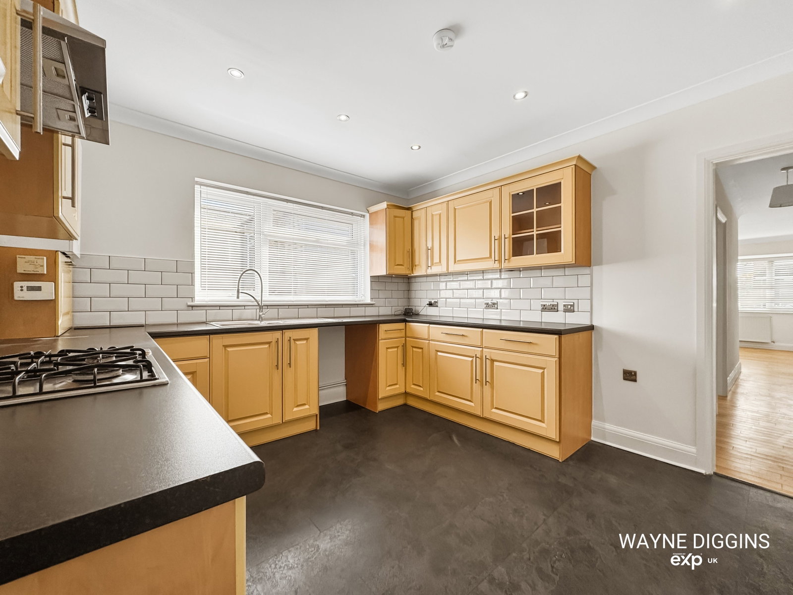 Bungalow in Grays