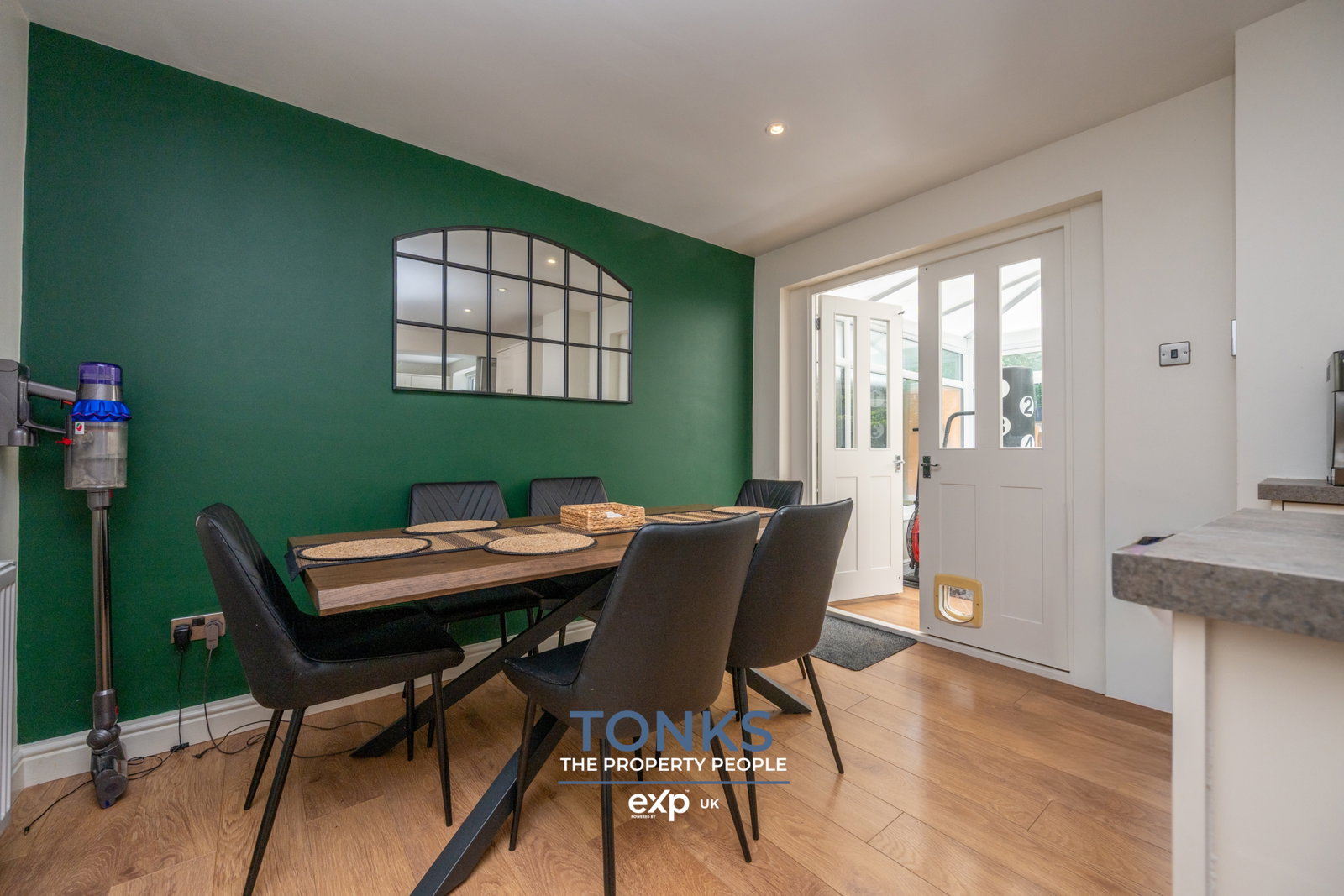 Semi Detached House in Halesowen