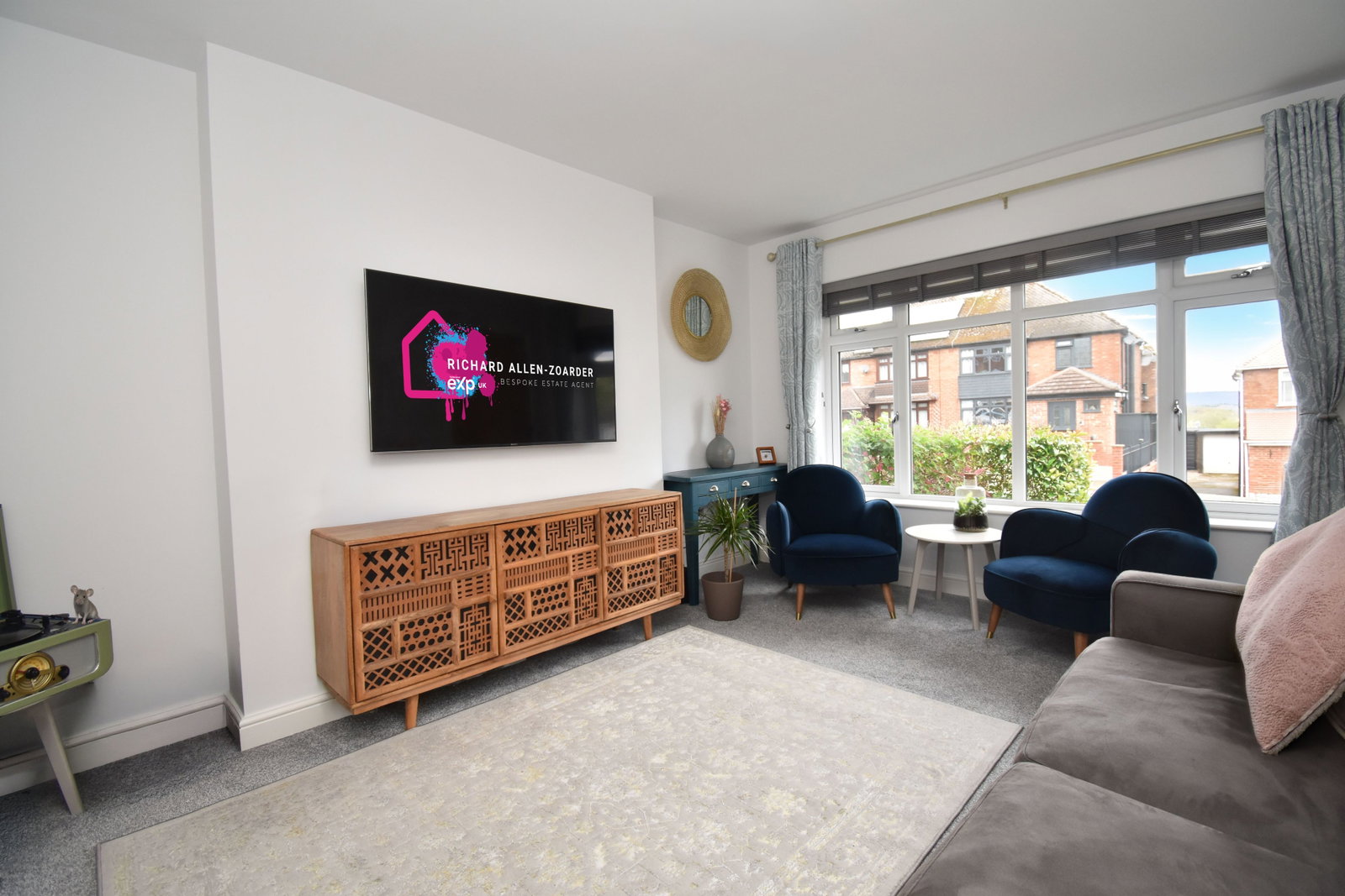 Semi Detached House in Kingswinford