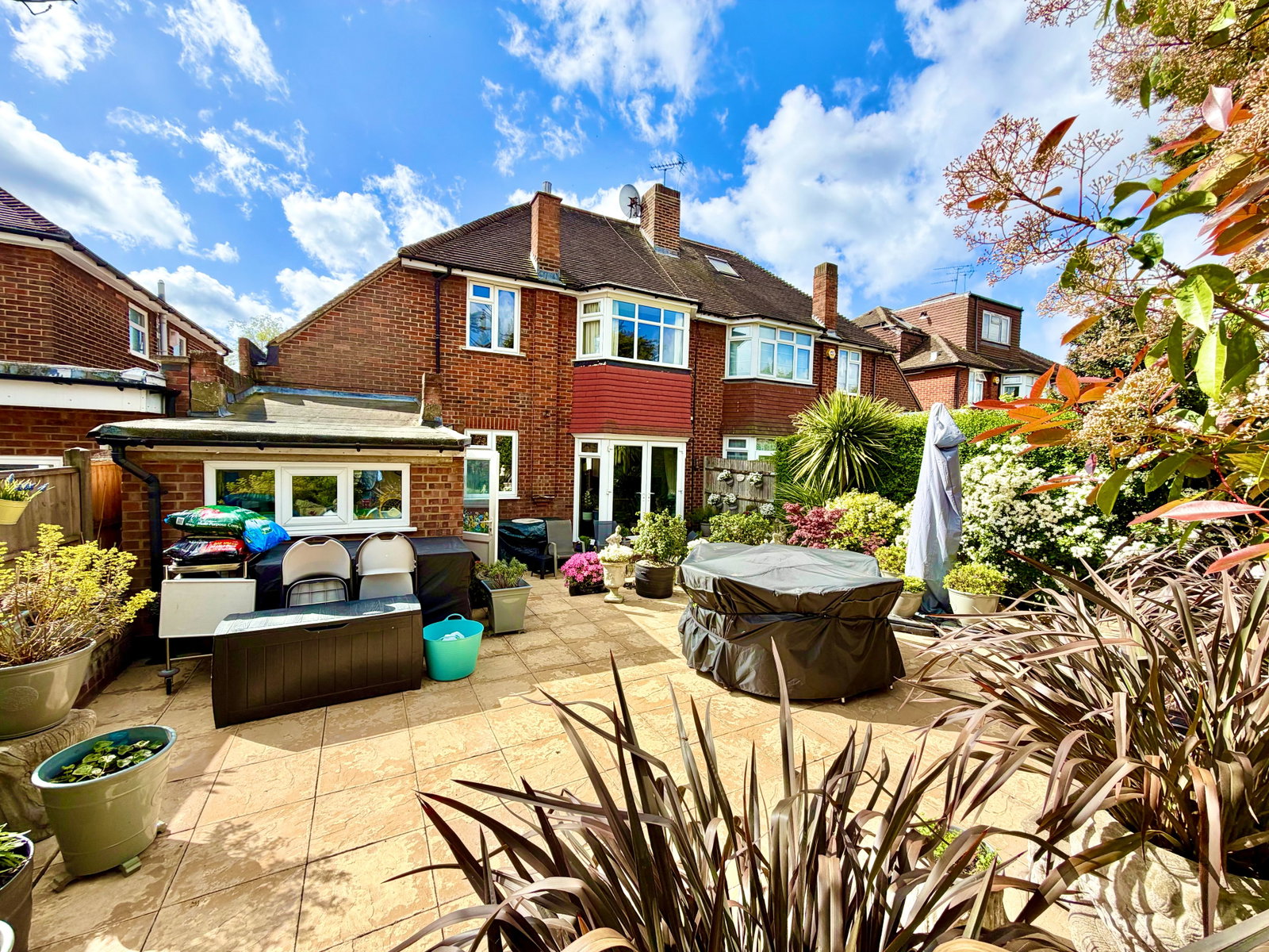 Semi Detached House in Edgware