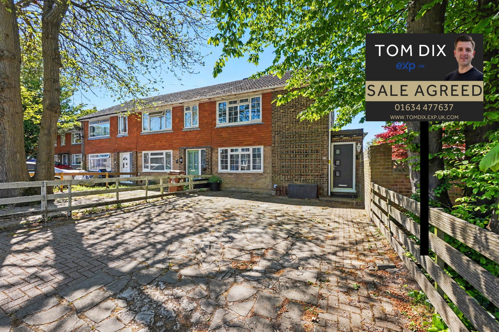 End Of Terrace House in Rainham