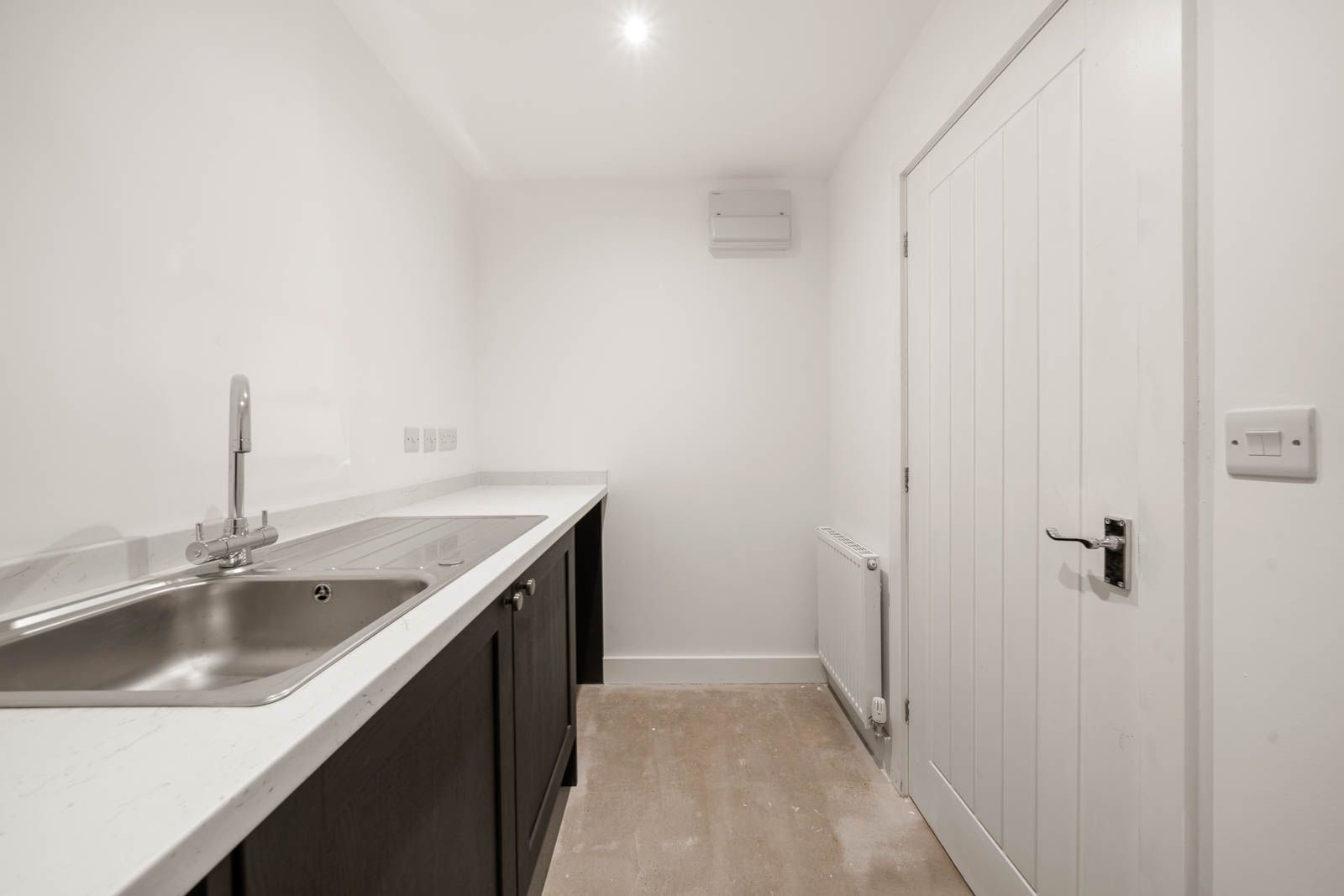 Detached House in Brighouse