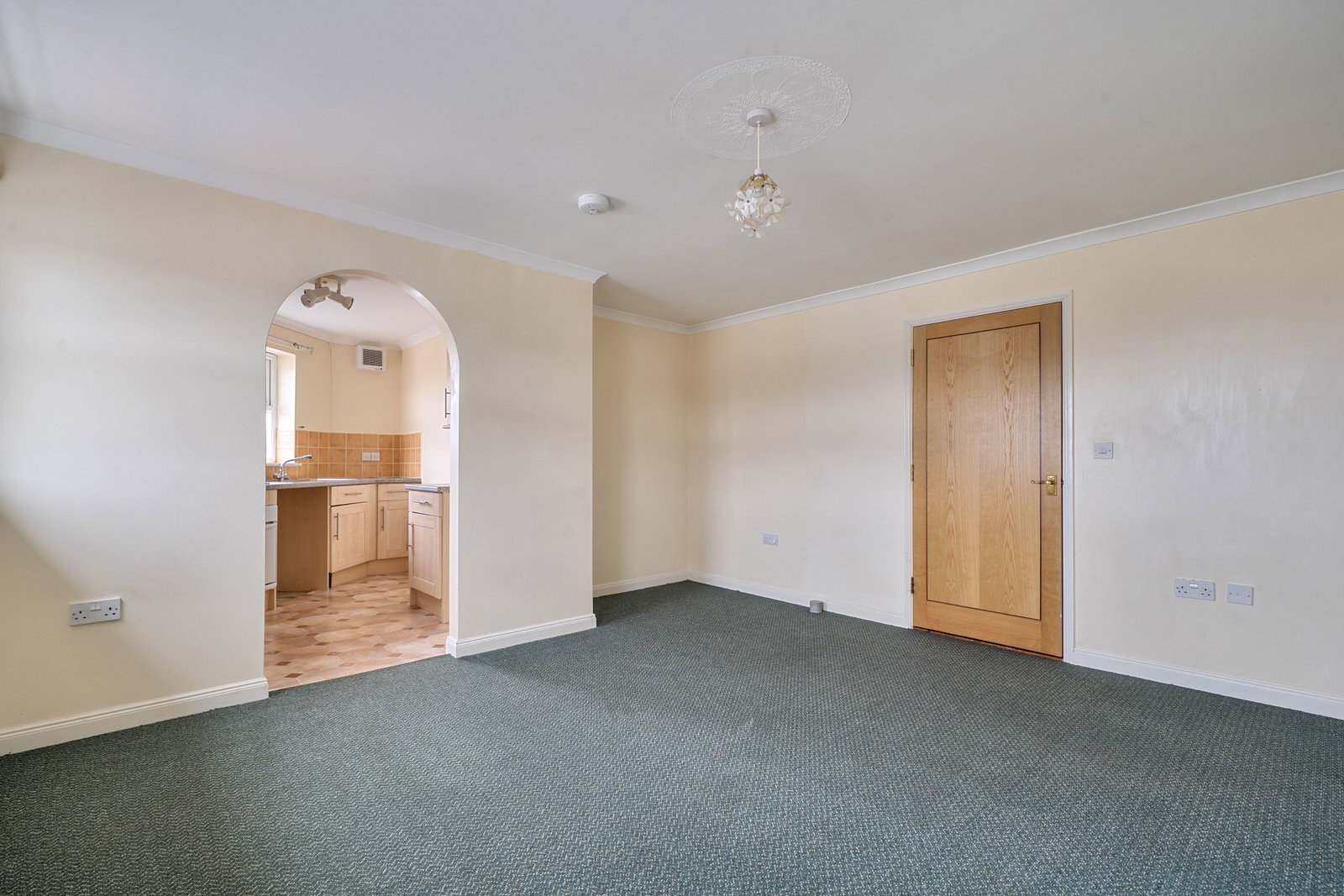 Flat in Callington