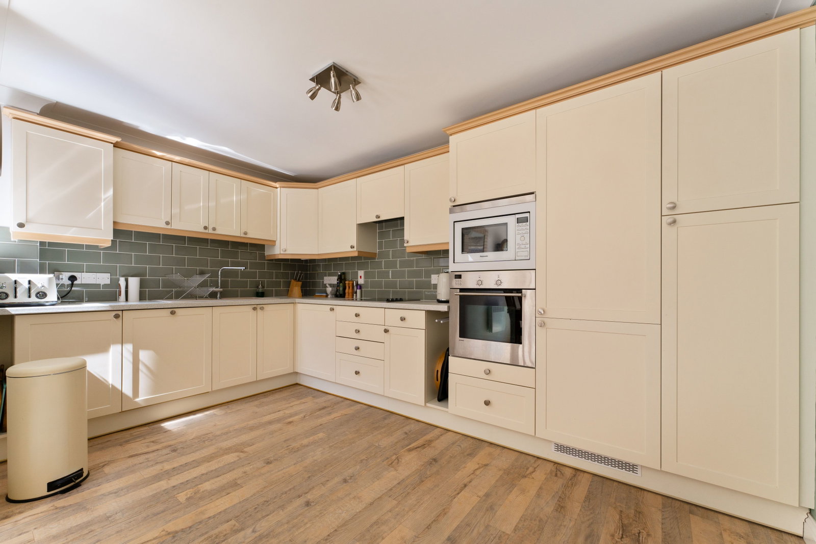Semi Detached House in Salisbury