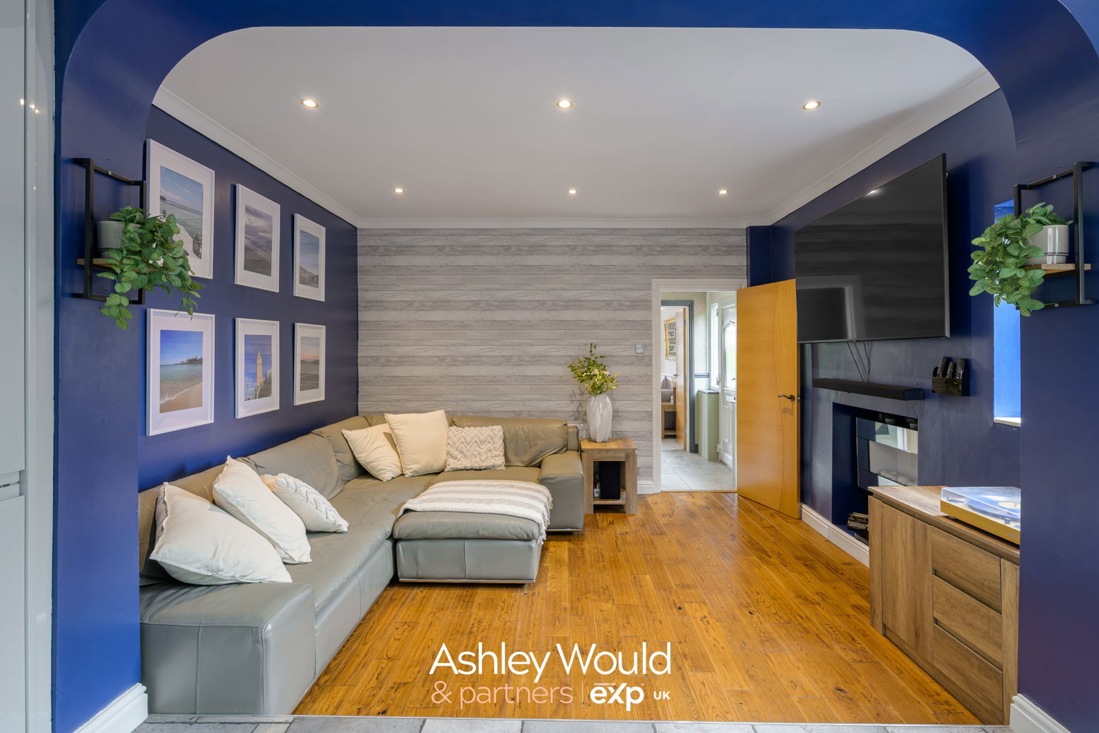 Semi Detached House in Cradley Heath