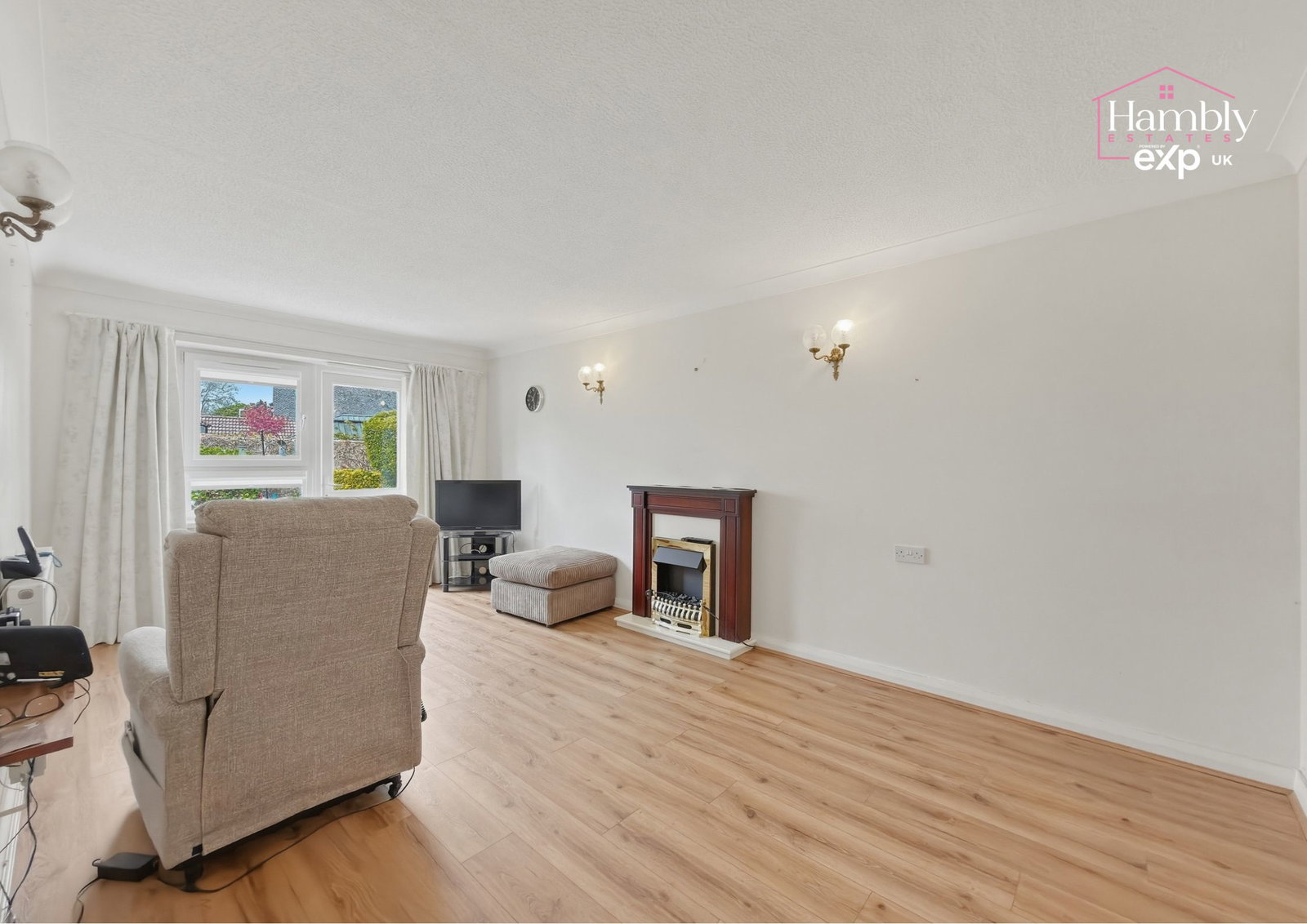 Flat in Cardiff