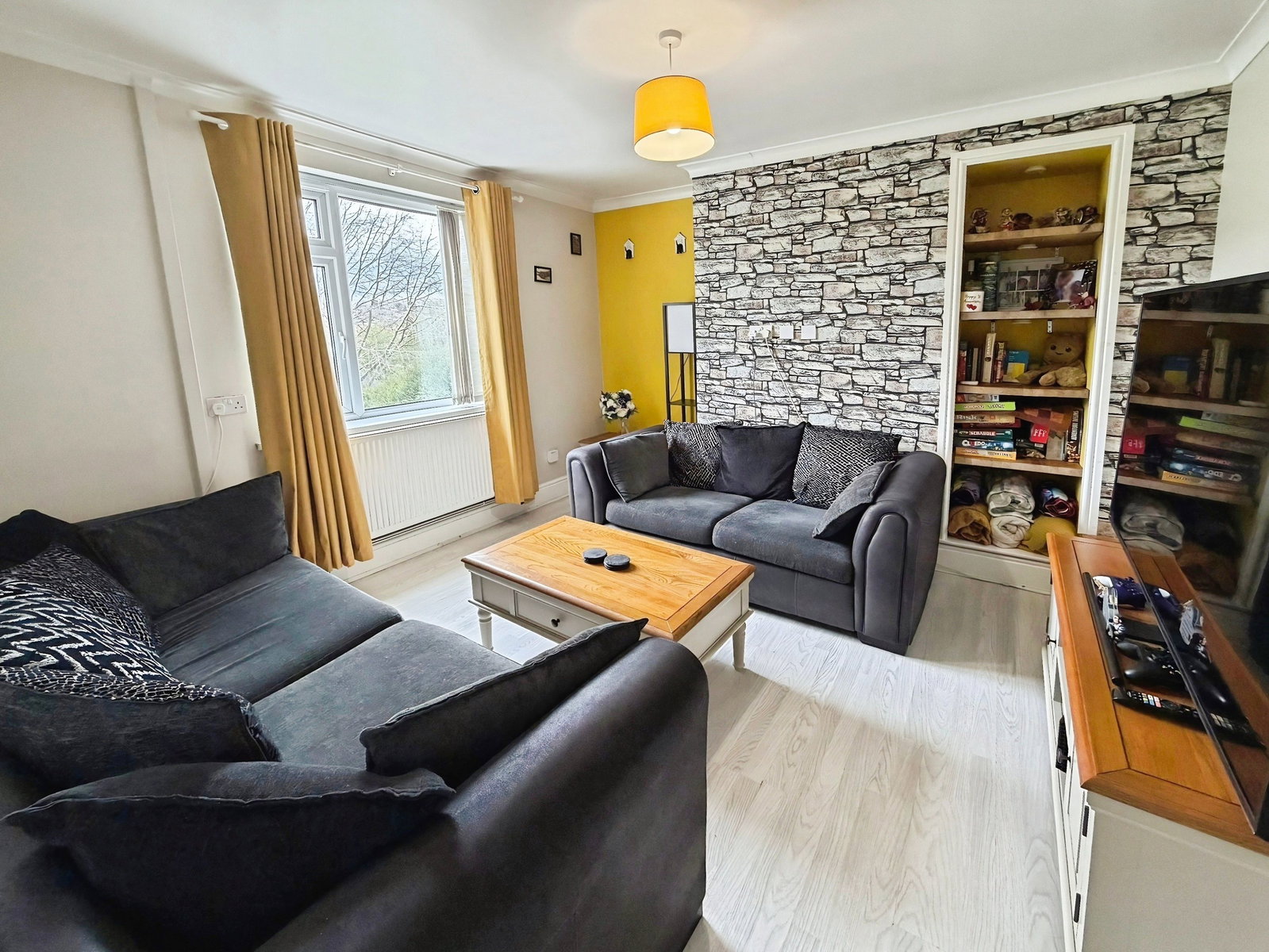 Semi Detached House in Swansea