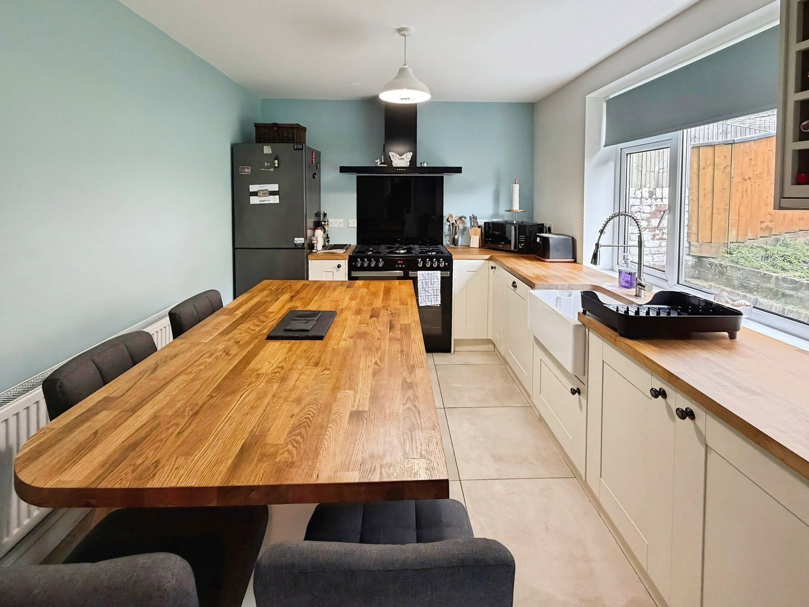 Semi Detached House in Swansea
