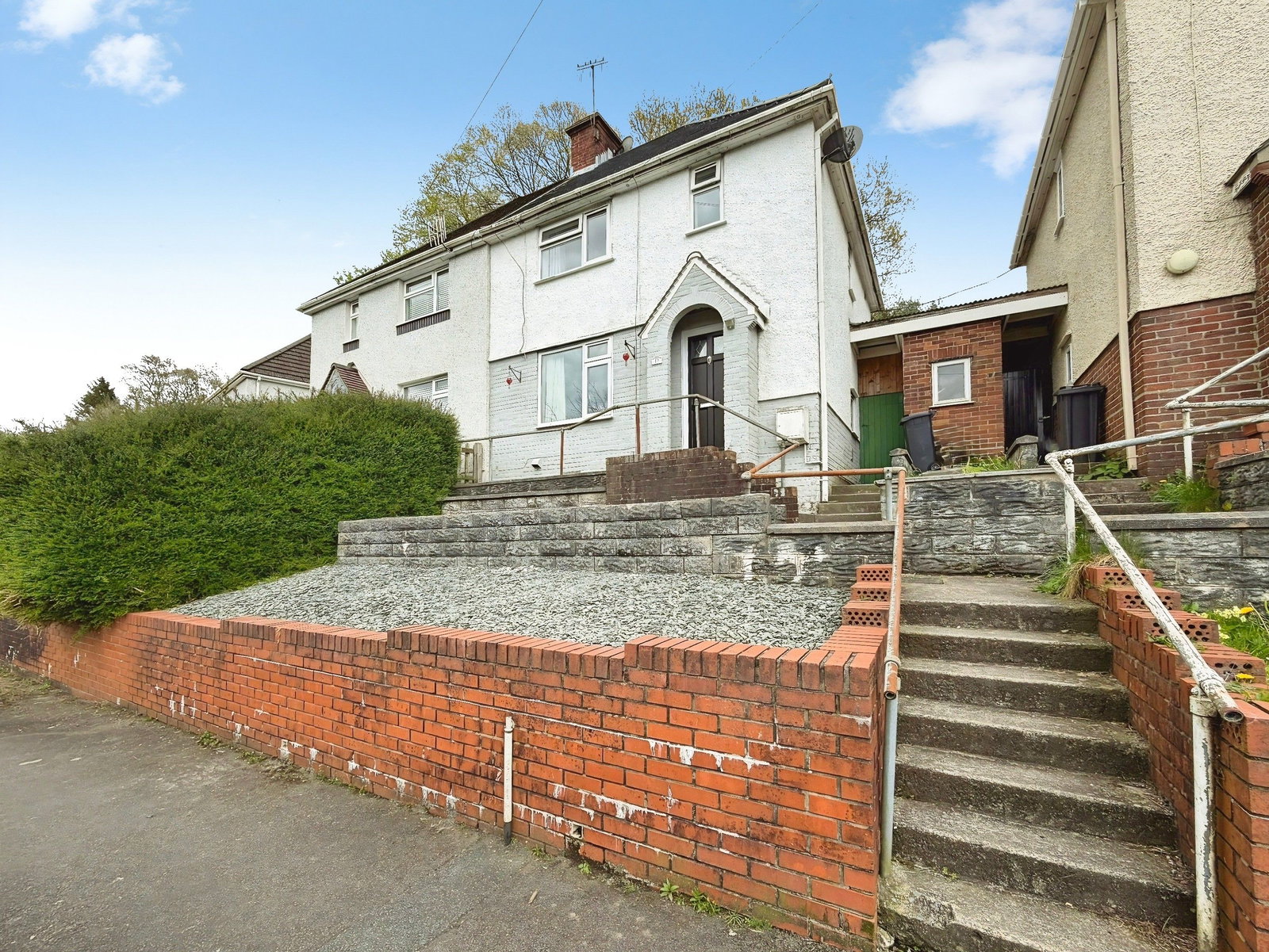 Semi Detached House in Swansea