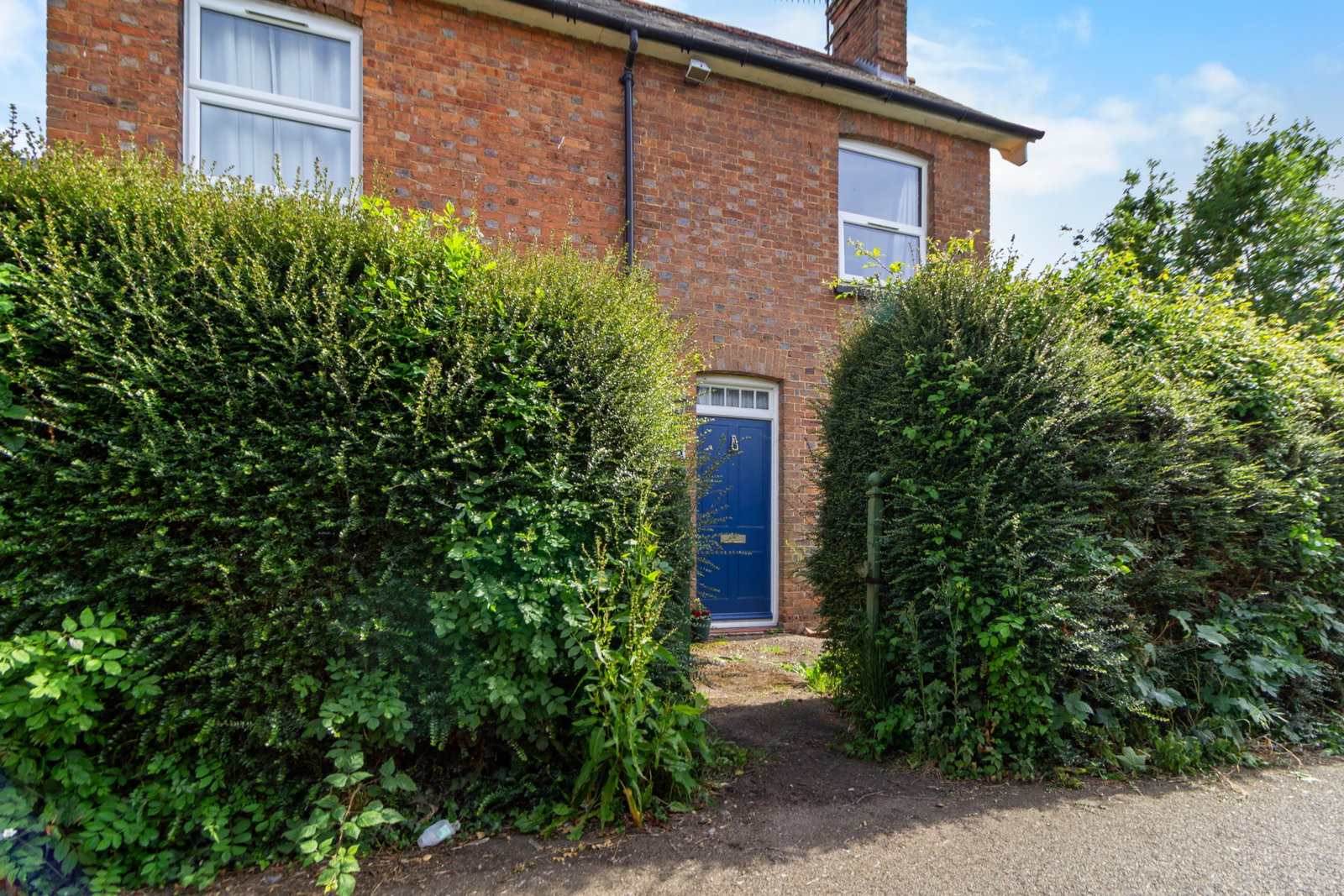 Semi Detached House in Edenbridge