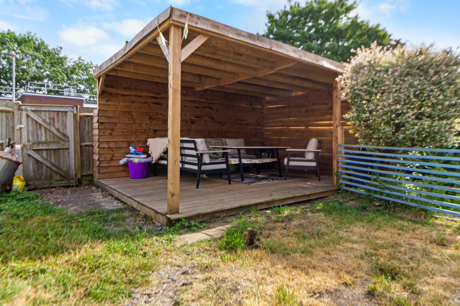 Semi Detached House in Edenbridge