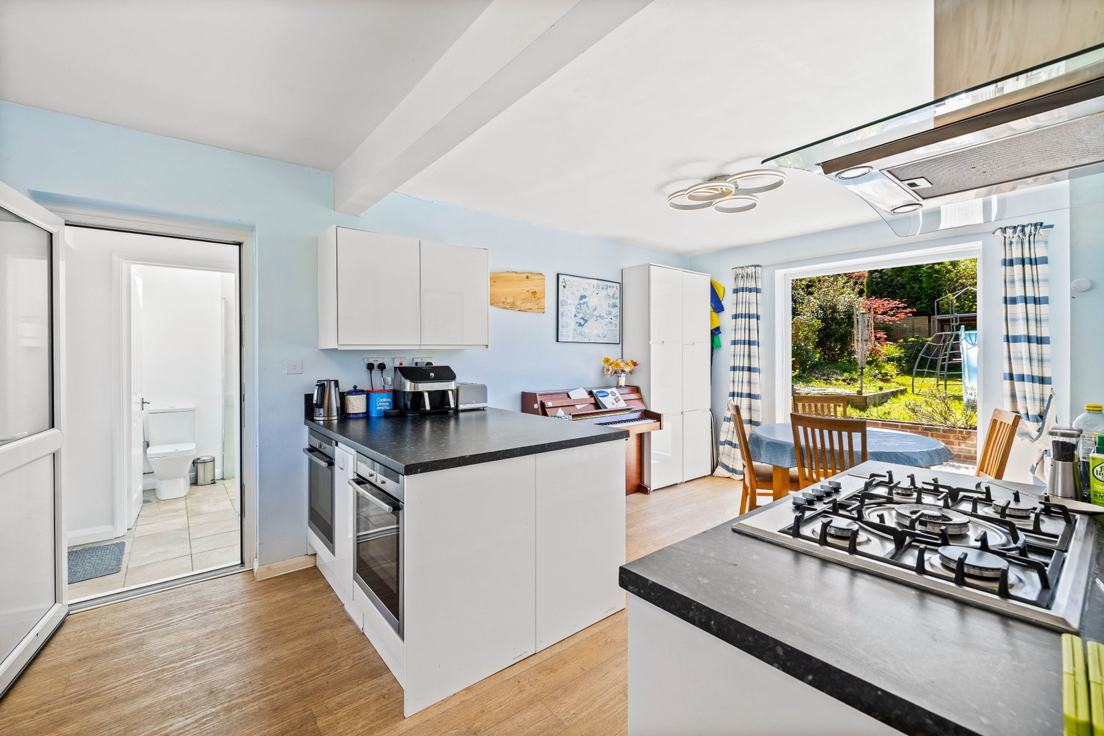 Semi Detached House in Ashurst Wood