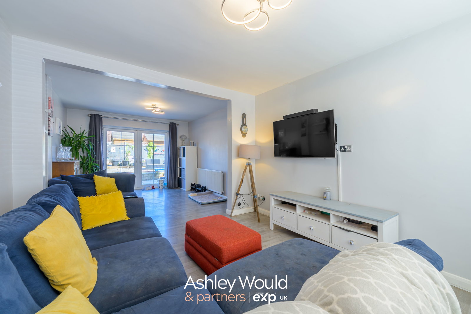 Semi Detached House in Kingswinford
