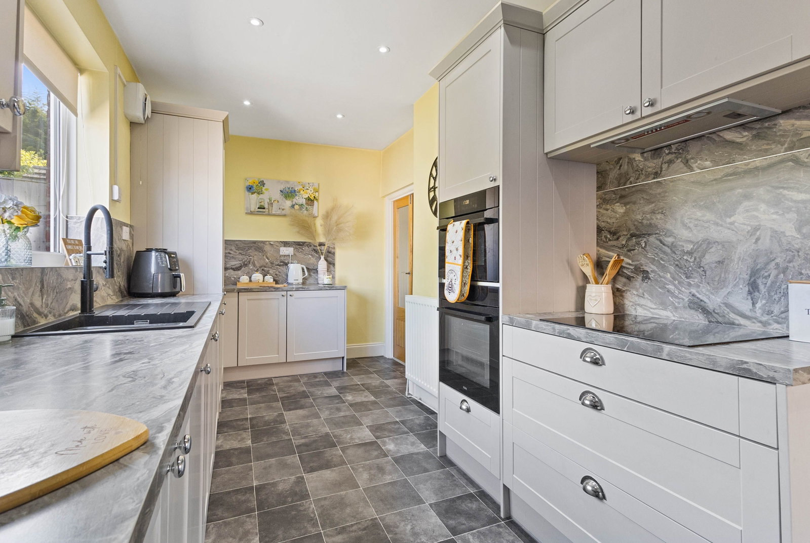 Semi Detached House in Pontefract 2