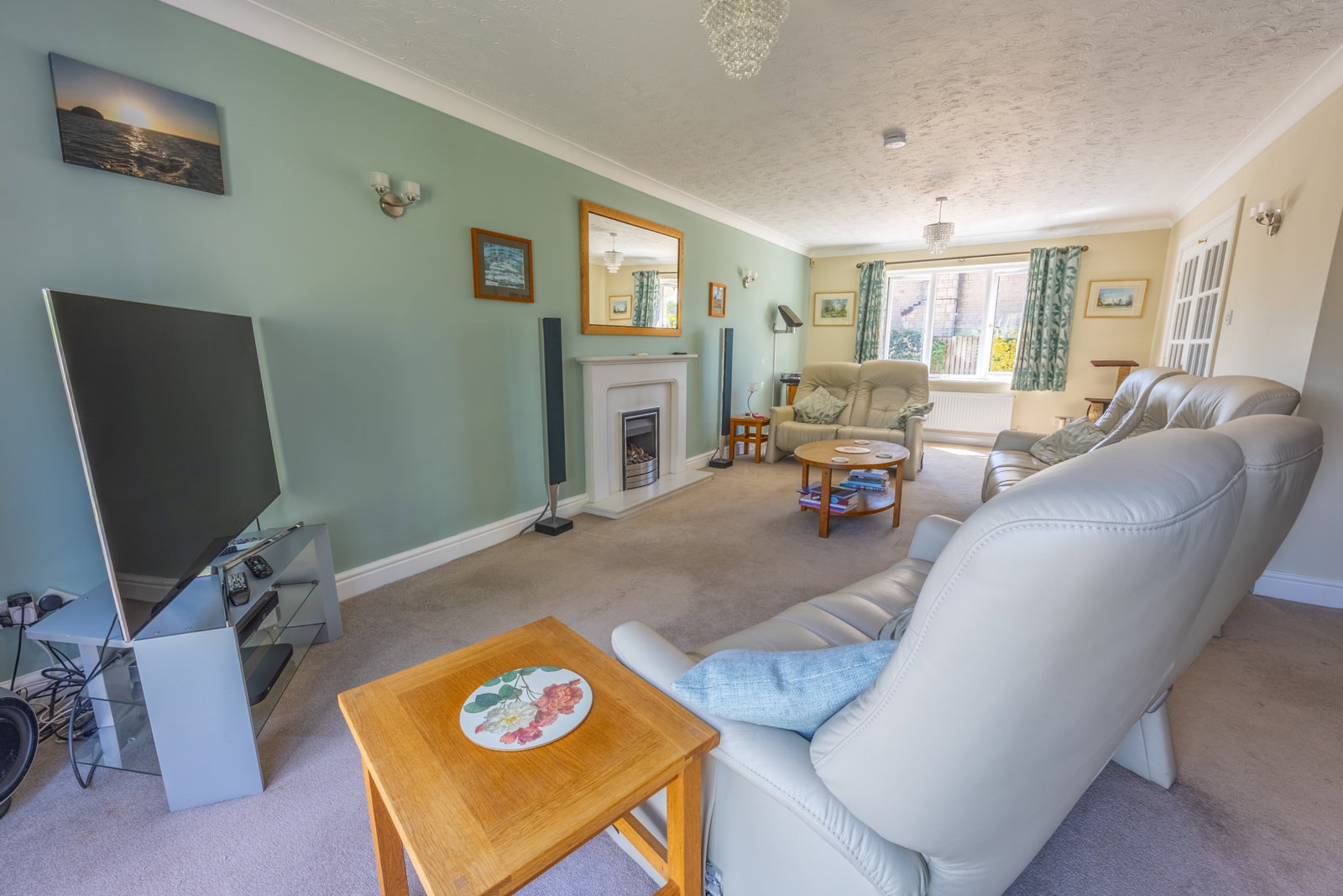 Detached House in Bath